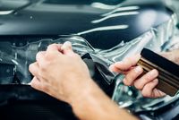 specialist-install-car-paint-protection-film (1)